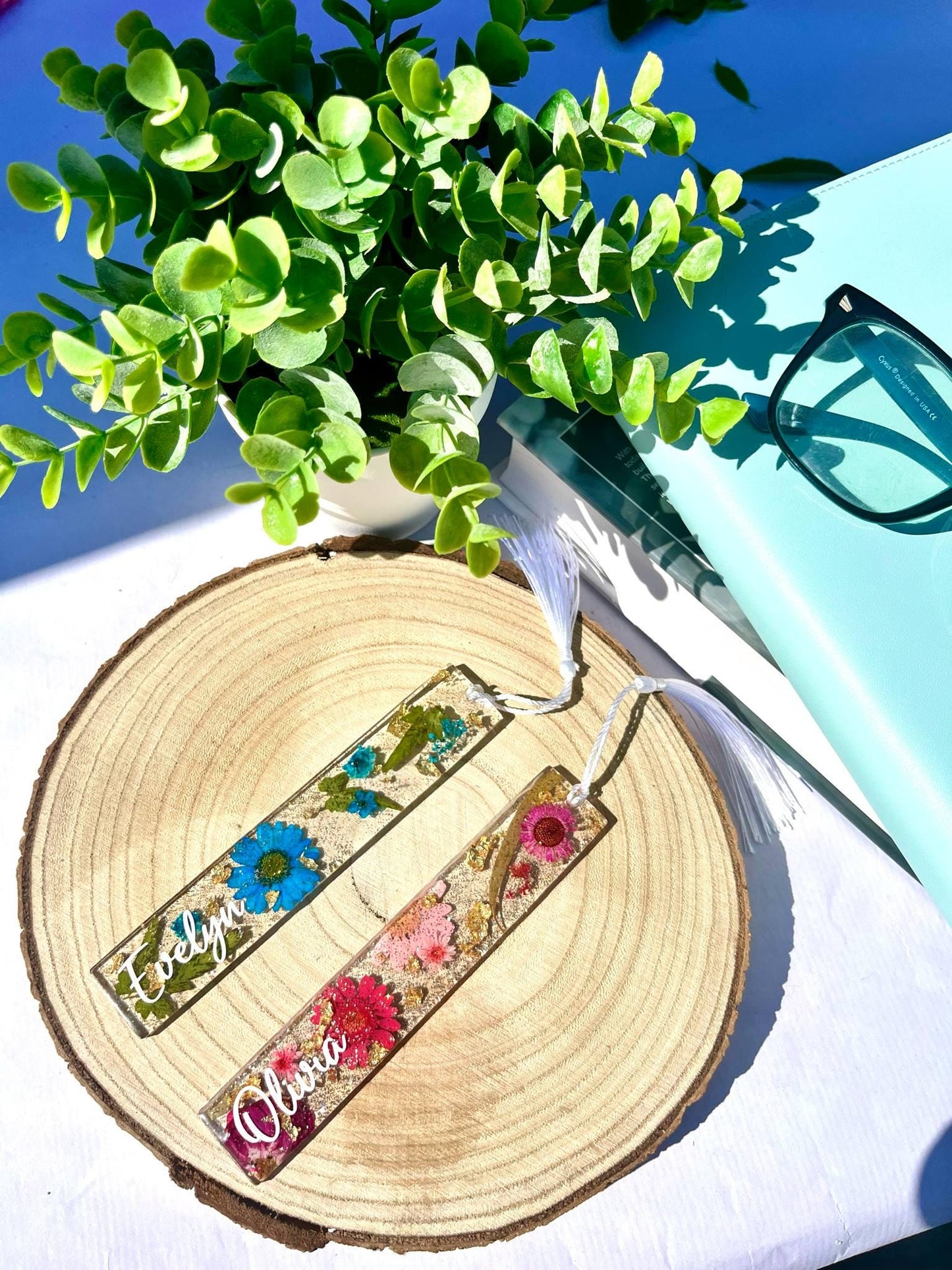 Personalised Resin Flower Bookmark