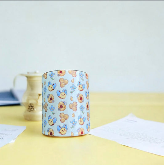 Bee Pen Pot